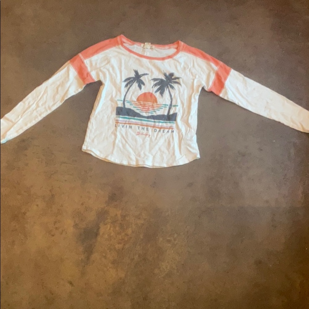 Long sleeve shirt